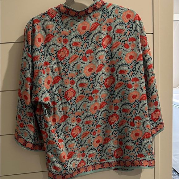 Feathers by Tolani Floral Open-Front kimono - Picture 6 of 6